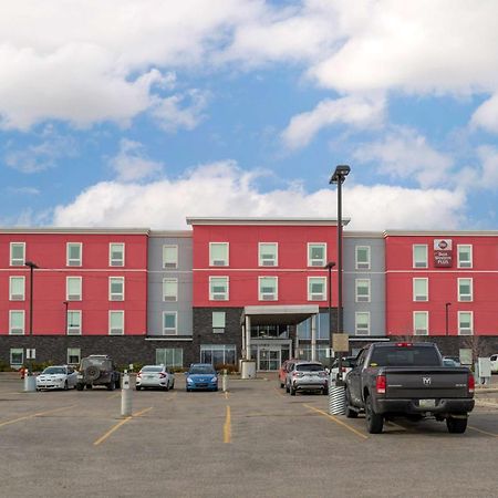 Best Western Plus Airport Inn & Suites Саскатун Экстерьер фото