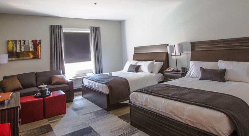 Best Western Plus Airport Inn & Suites Саскатун Экстерьер фото